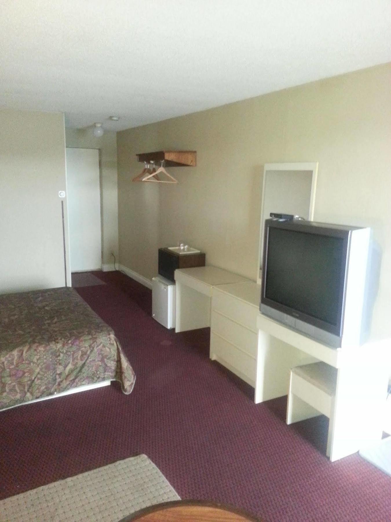 Newburg Inn Motel New Hamburg Экстерьер фото
